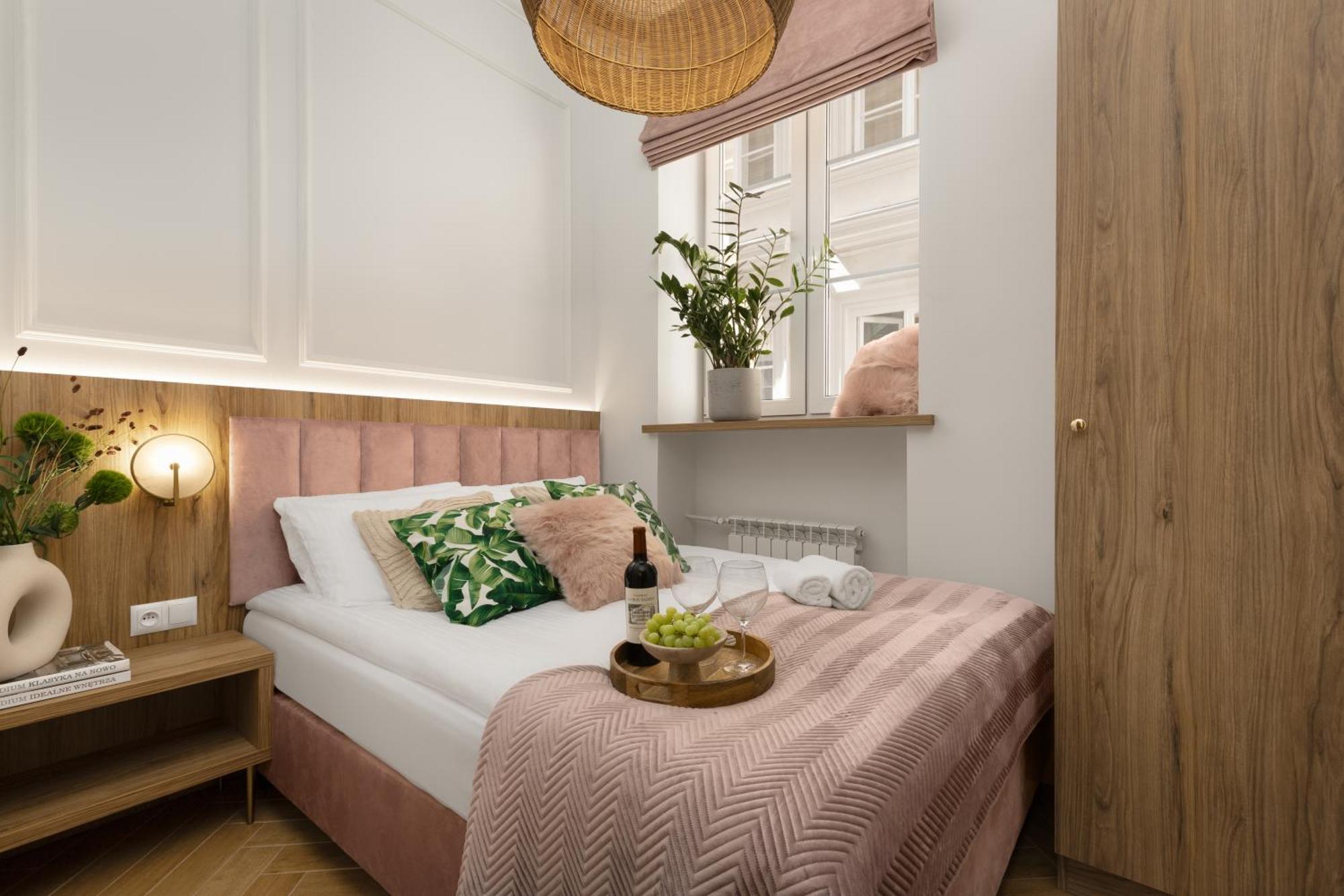 Апартаменти Movo Prestige Old Town